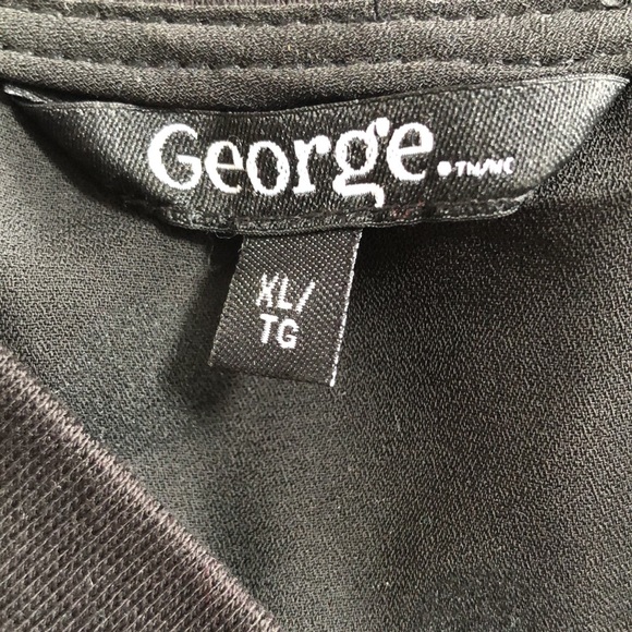 Black light weight zipper jacket - Picture 2 of 3